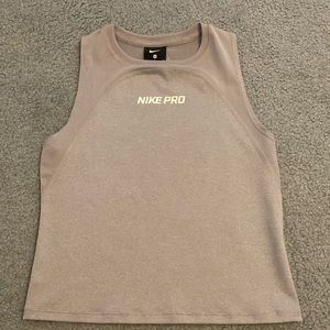 Nike Pro Cropped Tank